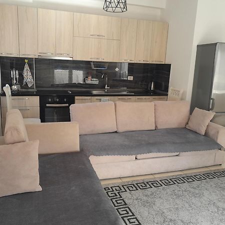 Comfy City Center Apartment Shkodër Екстериор снимка