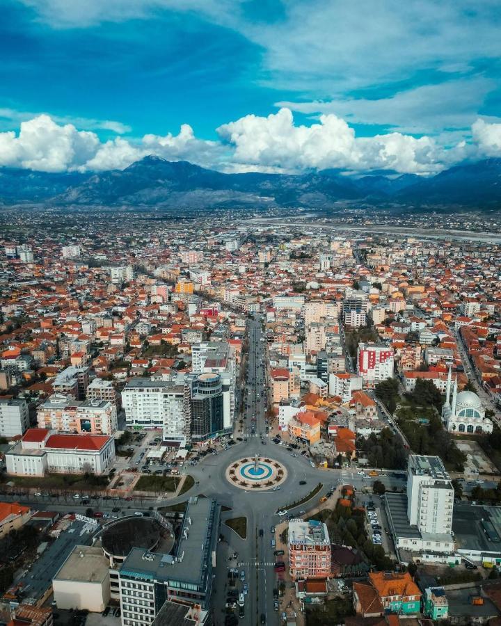 Comfy City Center Apartment Shkodër Екстериор снимка
