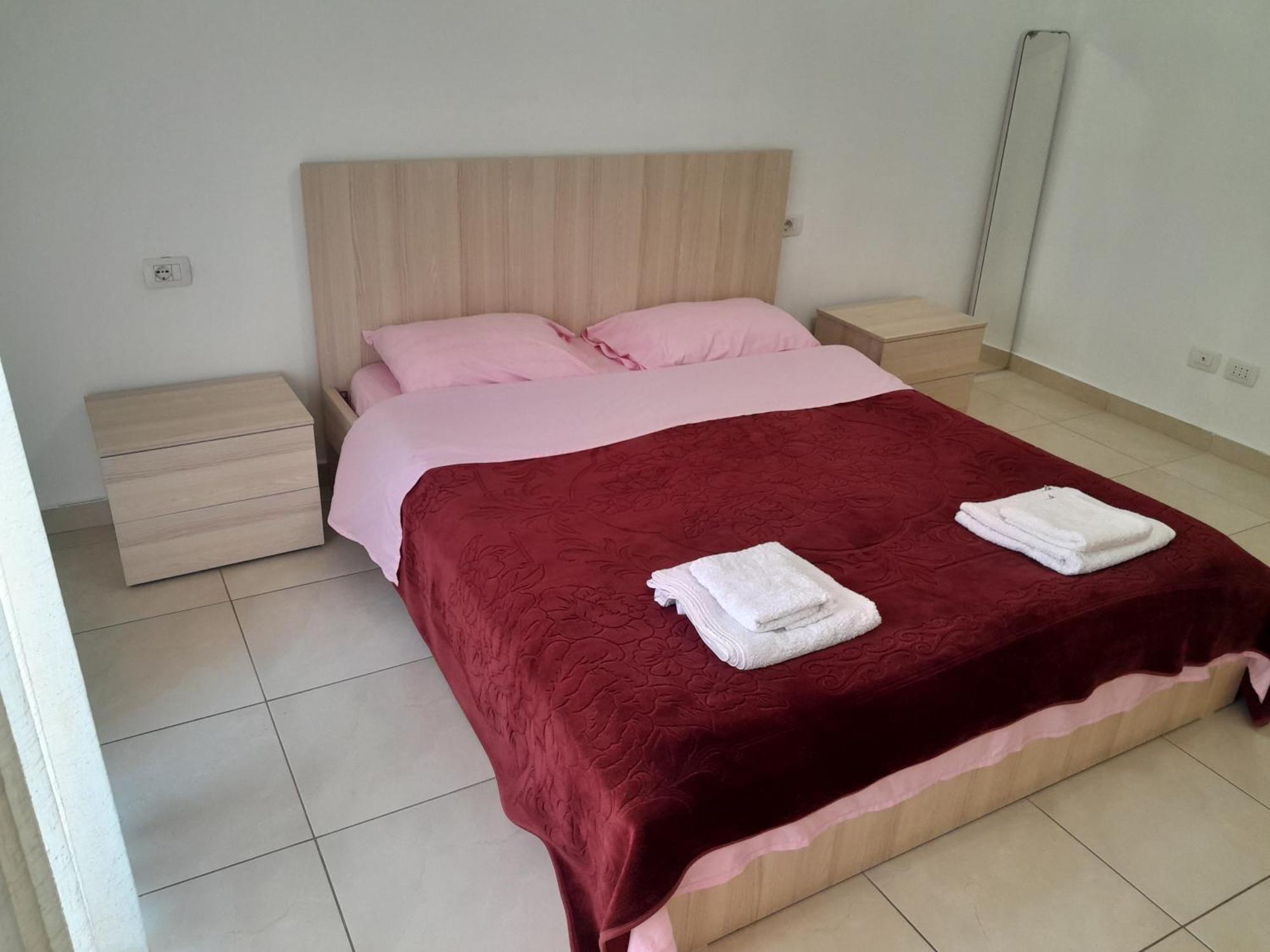 Comfy City Center Apartment Shkodër Екстериор снимка